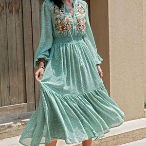 Maxi, boho, light weight, romantic, poet sleeve